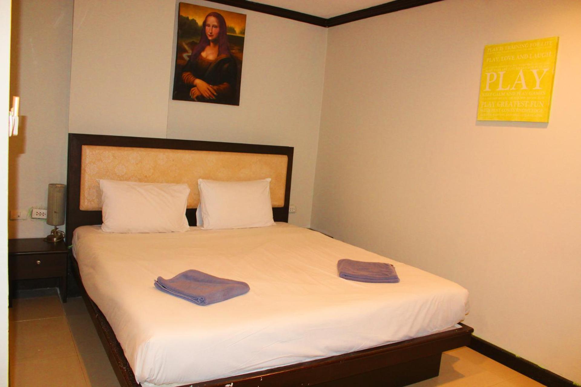 Hollywood Inn Hotel Patong Zewnętrze zdjęcie