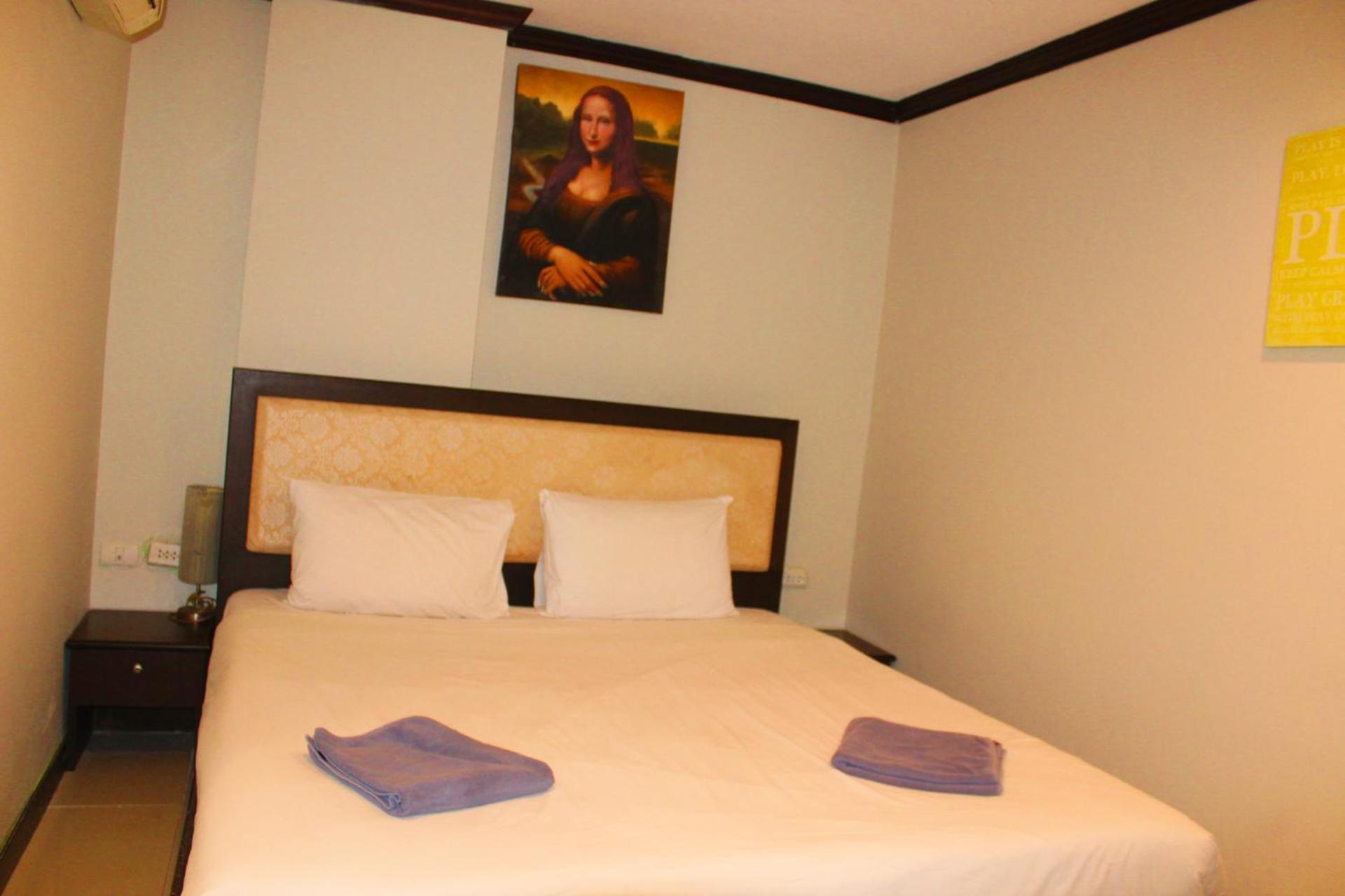 Hollywood Inn Hotel Patong Zewnętrze zdjęcie