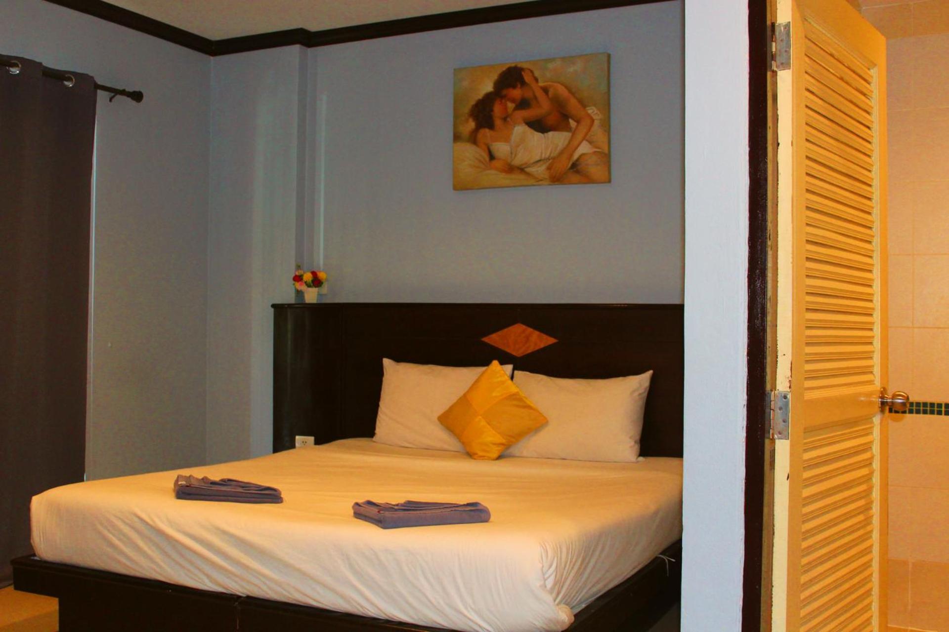 Hollywood Inn Hotel Patong Zewnętrze zdjęcie