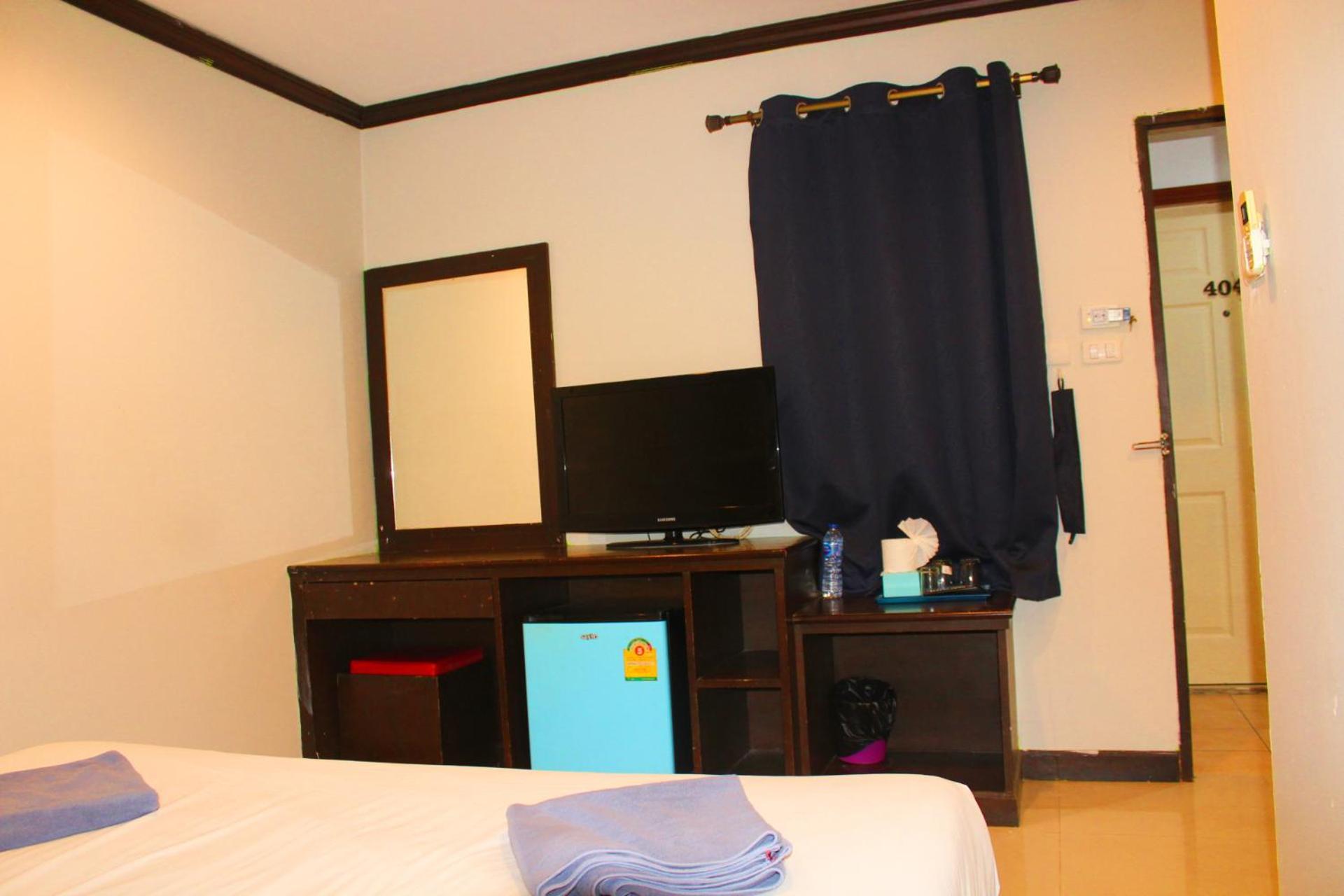 Hollywood Inn Hotel Patong Zewnętrze zdjęcie