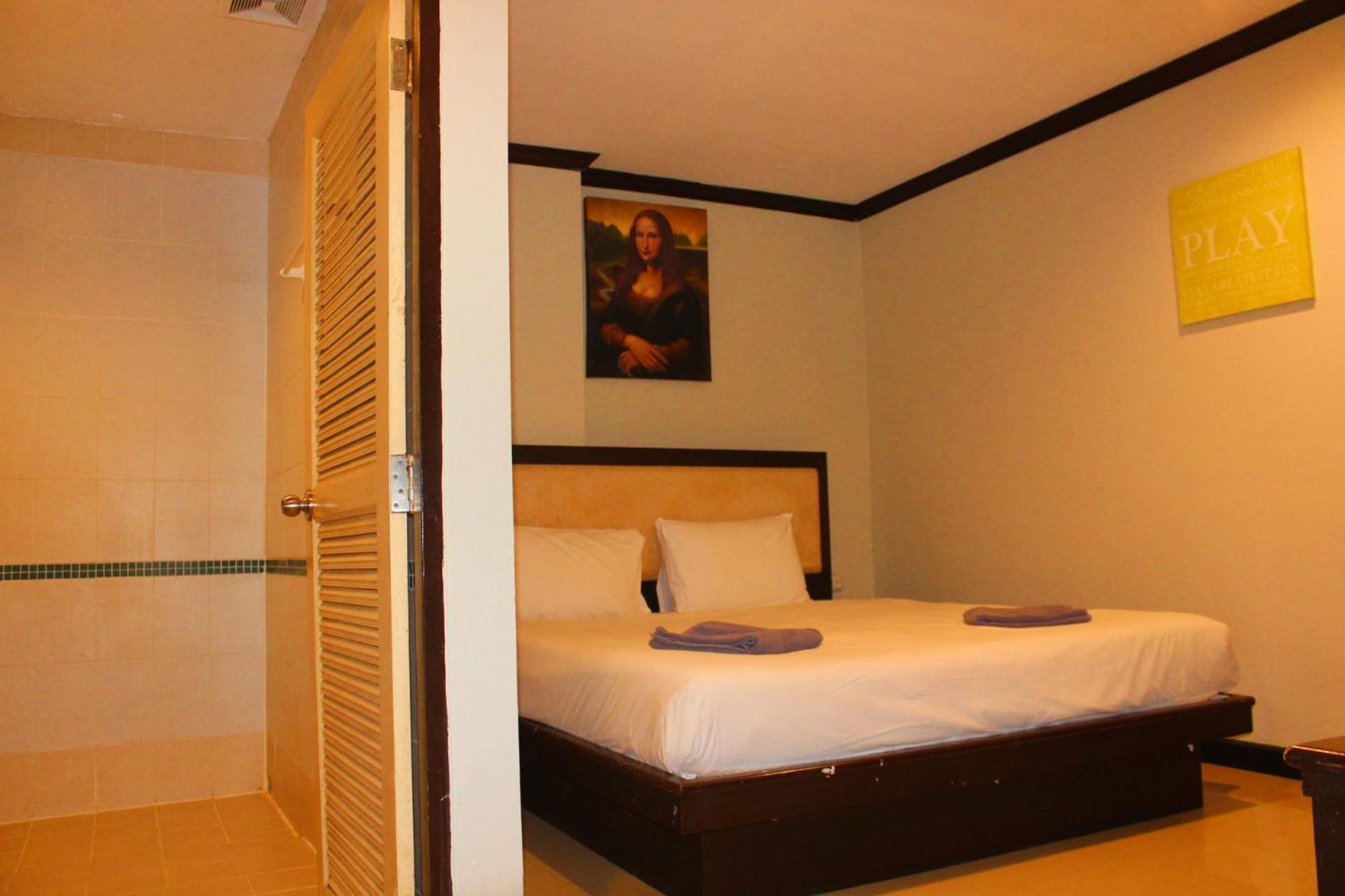 Hollywood Inn Hotel Patong Zewnętrze zdjęcie