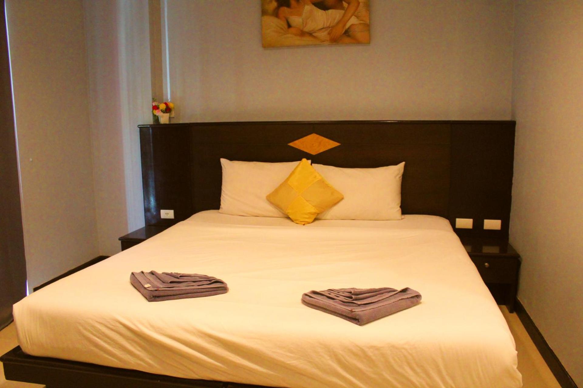 Hollywood Inn Hotel Patong Zewnętrze zdjęcie