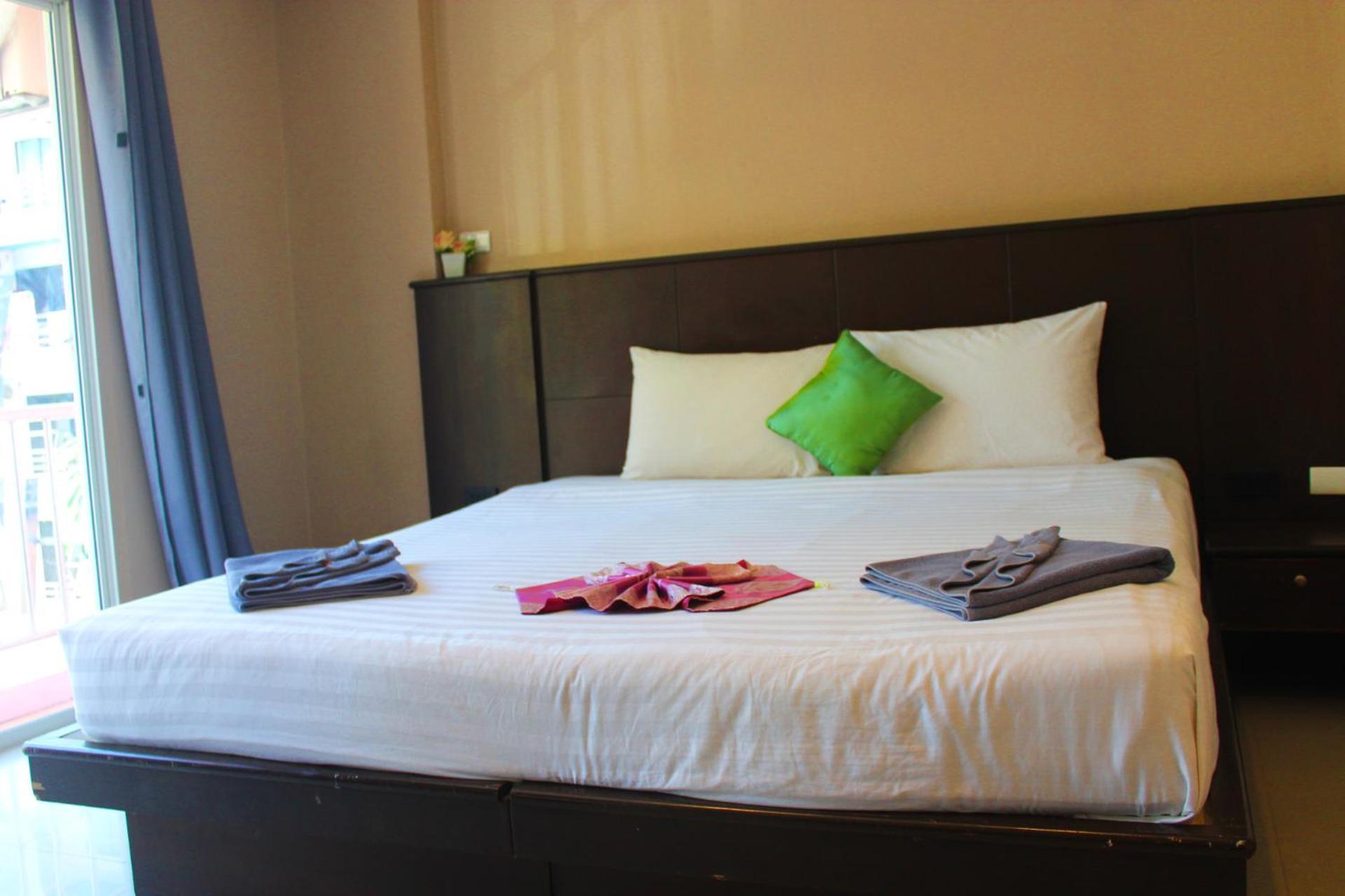 Hollywood Inn Hotel Patong Zewnętrze zdjęcie